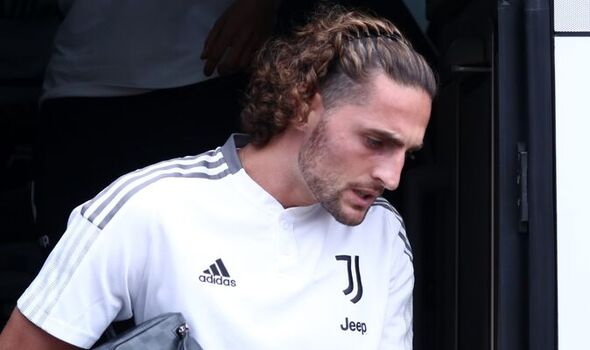 Lini Tengah Keropos, Man United Serius Ingin Datangkan Adrien Rabiot