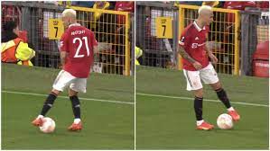 Antony Disebut Memalukan hingga Dicap Badut, Buat 3 Legenda Man United Marah karena Pamer Skill Konyol