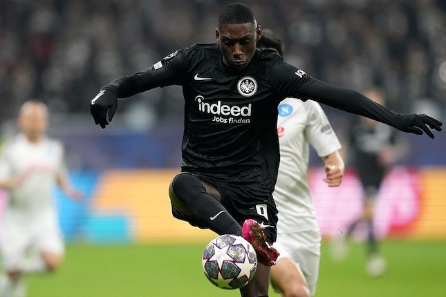 Perburuan Penyerang Baru Bayern Munchen Mengerucut ke Pemain Eintracht Frankfurt