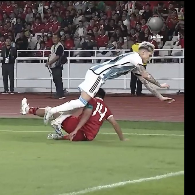 Momen-momen Menarik Indonesia vs Argentina: Nutmeg Gagal Marselino, Garnacho Digocek Asnawi & Gagal Taklukkan Ernando Ari