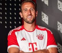 Bayern Vs Augsburg: Hat-trick Kane Bawa Die Roten Menang 3-0