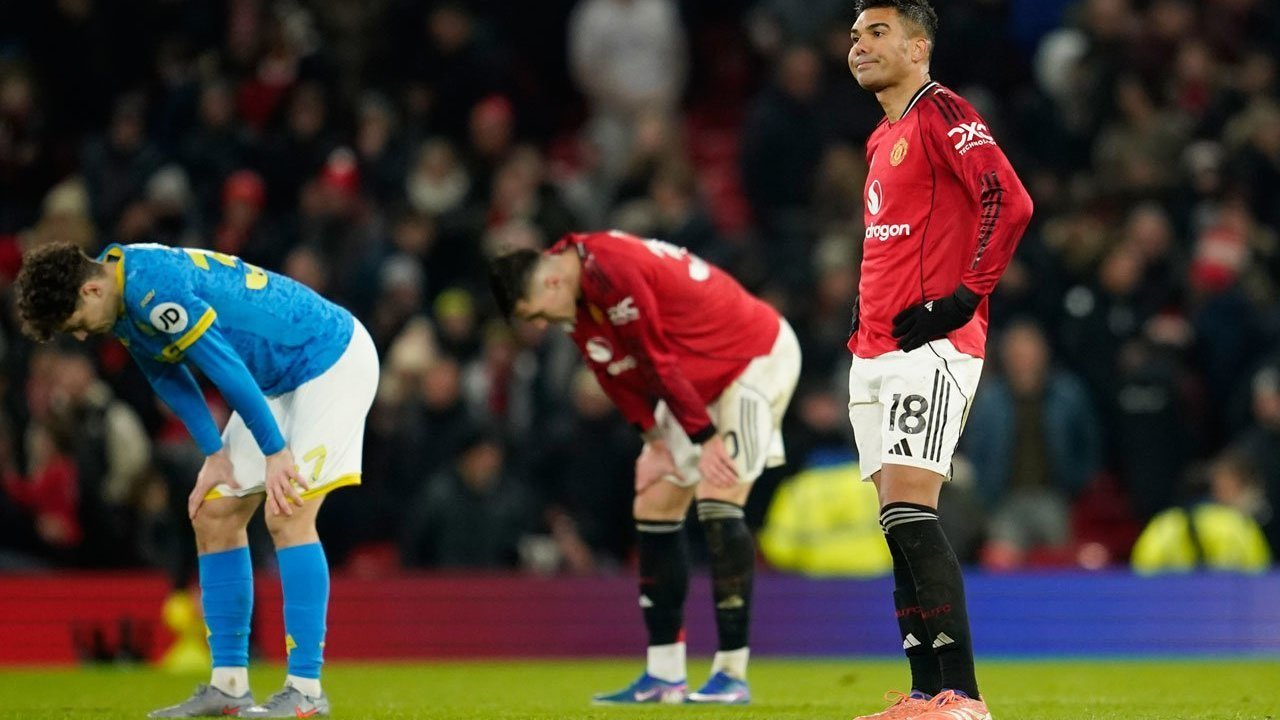 Man Utd vs Wolves: Rating Pemain Setan Merah saat Ditahan Tim Juru Kunci di Kandang Sendiri